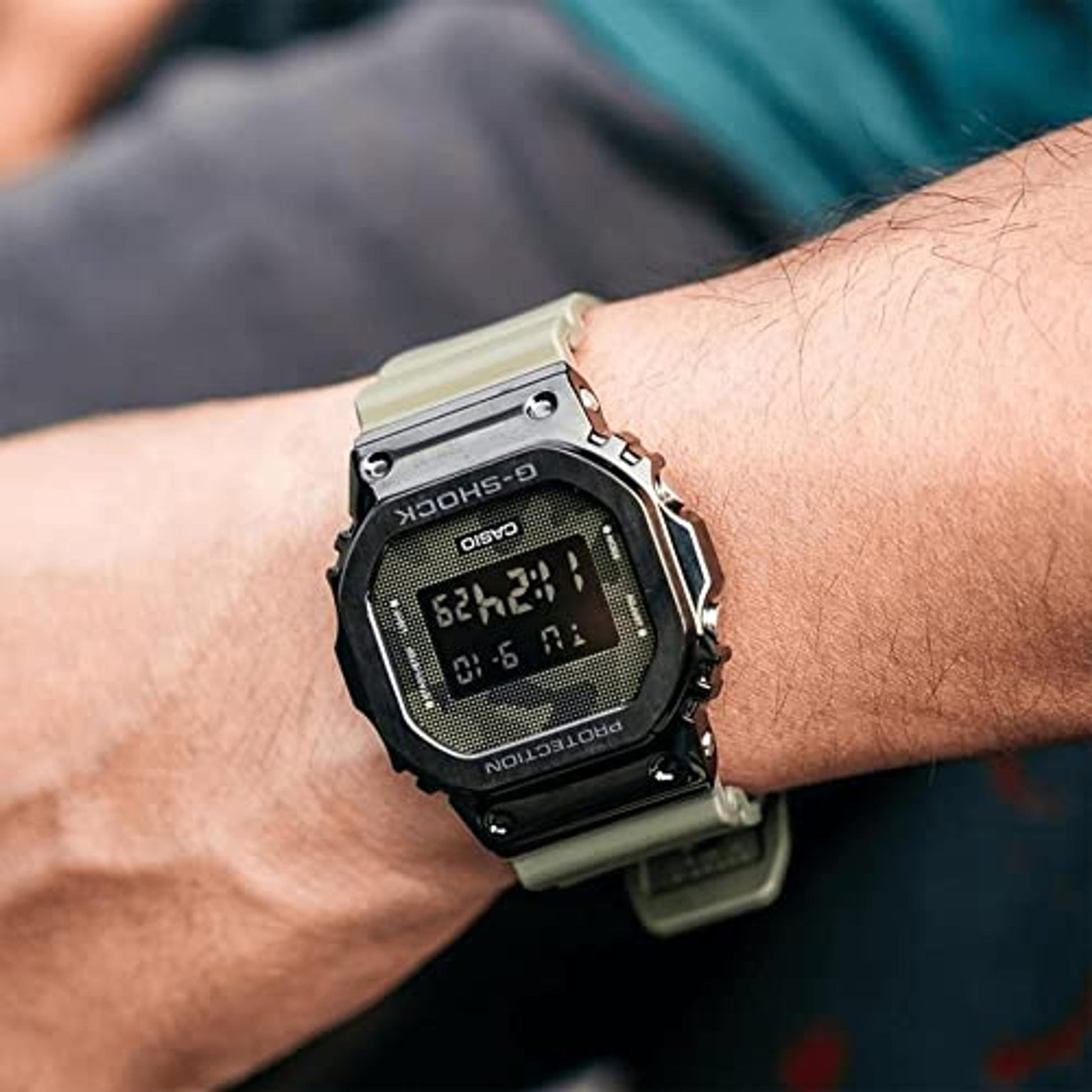 Casio Orologio Digitale al Quarzo Uomo con Cinturino in Plastica GM-5600B-3ER Dupersclub